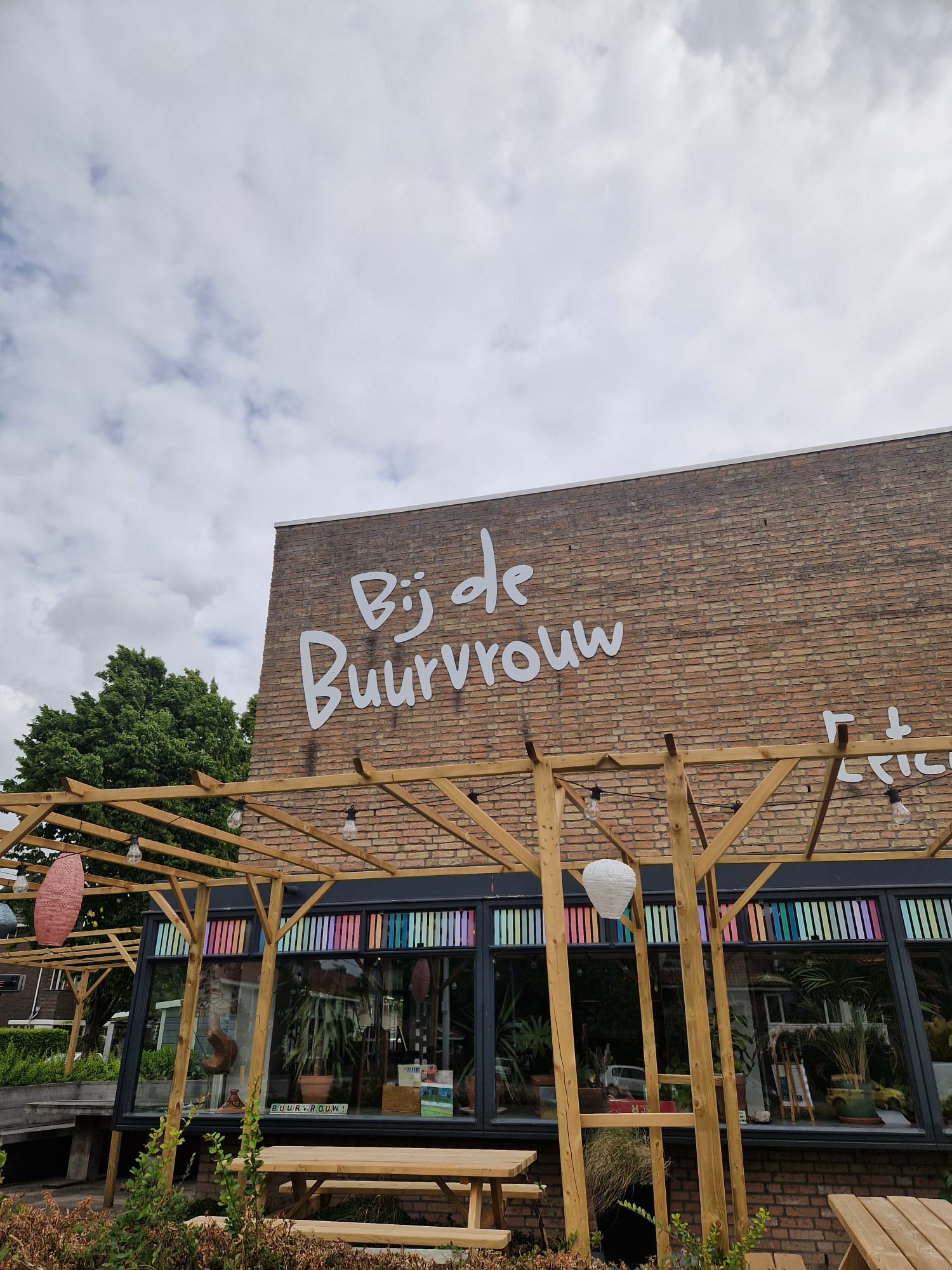 Buurten Bij Bewonersbedrijven: De Buurvrouw